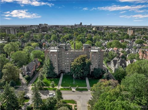 Photo of 751 W Ferry #4CD, Buffalo, NY 14222 (MLS # B1623568)