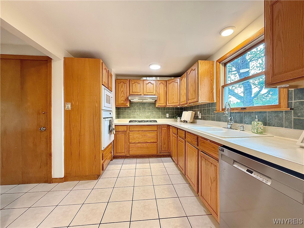 111 Patricia Drive, Tonawanda, New York image 10