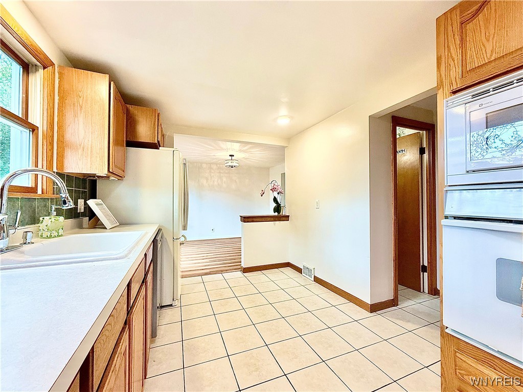 111 Patricia Drive, Tonawanda, New York image 9