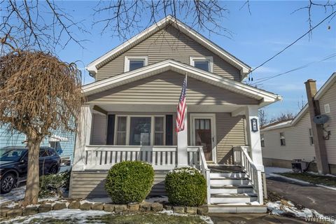 Photo of 40 Norwood Drive, West Seneca, NY 14224 (MLS # B1668073)