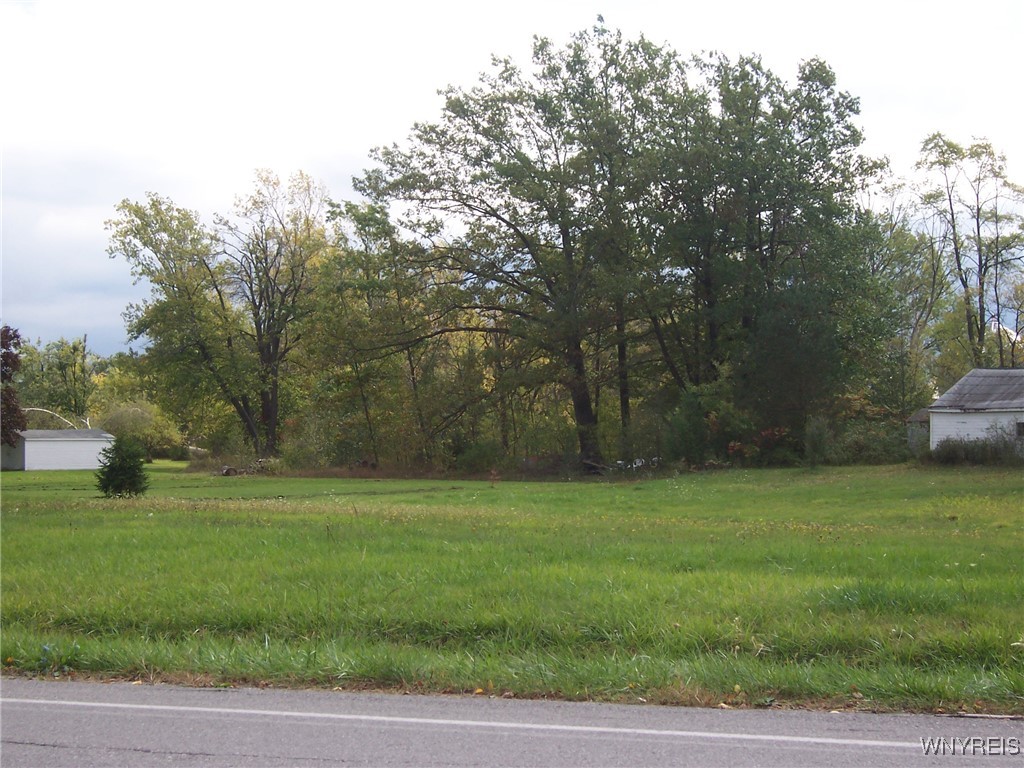 2761 Tonawanda Creek Road, Amherst, New York image 5