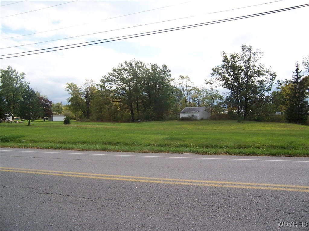 2761 Tonawanda Creek Road, Amherst, New York image 4