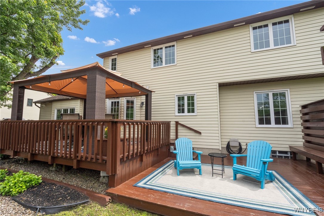 8270 Lisa Lane, Clarence, New York image 38