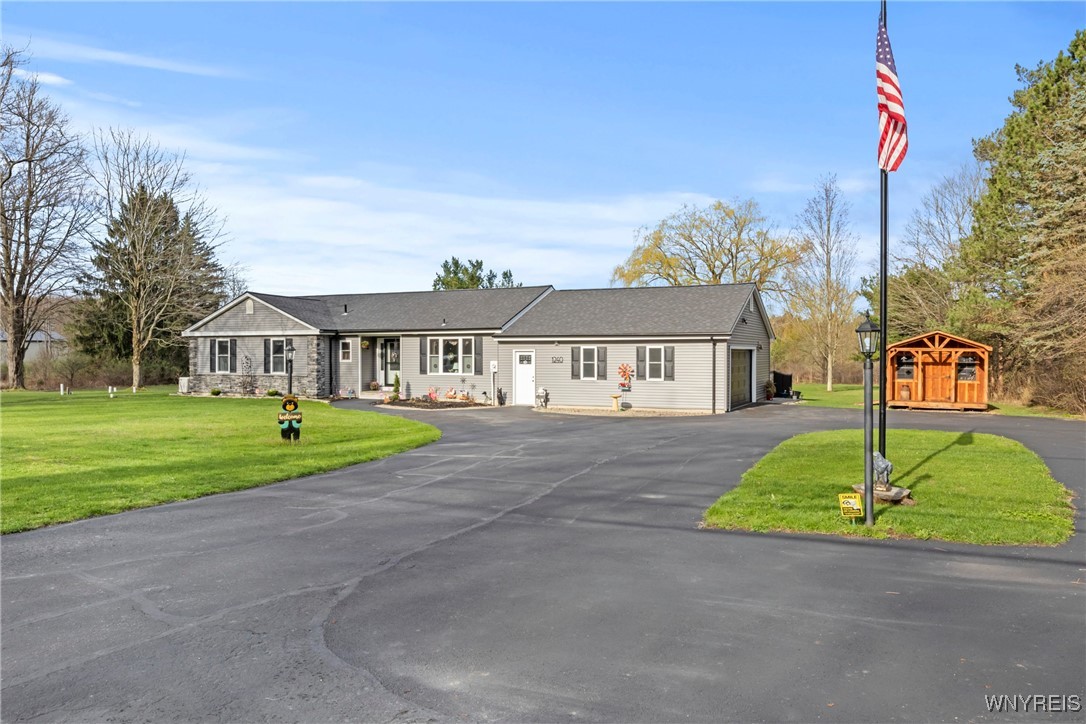 1240 Girdle Road, Elma, New York image 2