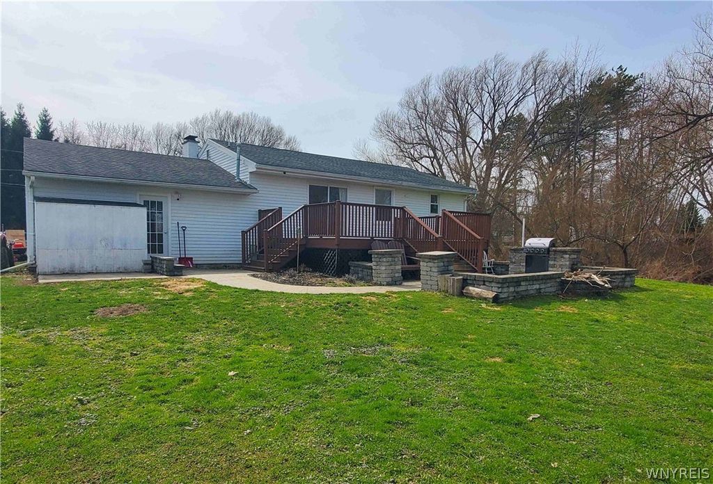 Photo of 1306 Stebbins Road, Hanover, NY 14136 (MLS # B1666752)