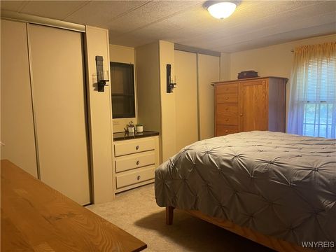 Tiny photo for 11 Melody Lane, Cheektowaga, NY 14225 (MLS # B1648757)