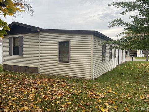 Tiny photo for 11 Melody Lane, Cheektowaga, NY 14225 (MLS # B1648757)