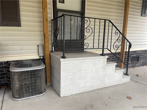 Tiny photo for 11 Melody Lane, Cheektowaga, NY 14225 (MLS # B1648757)