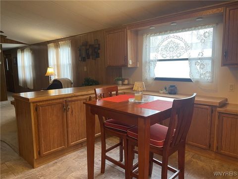 Tiny photo for 11 Melody Lane, Cheektowaga, NY 14225 (MLS # B1648757)