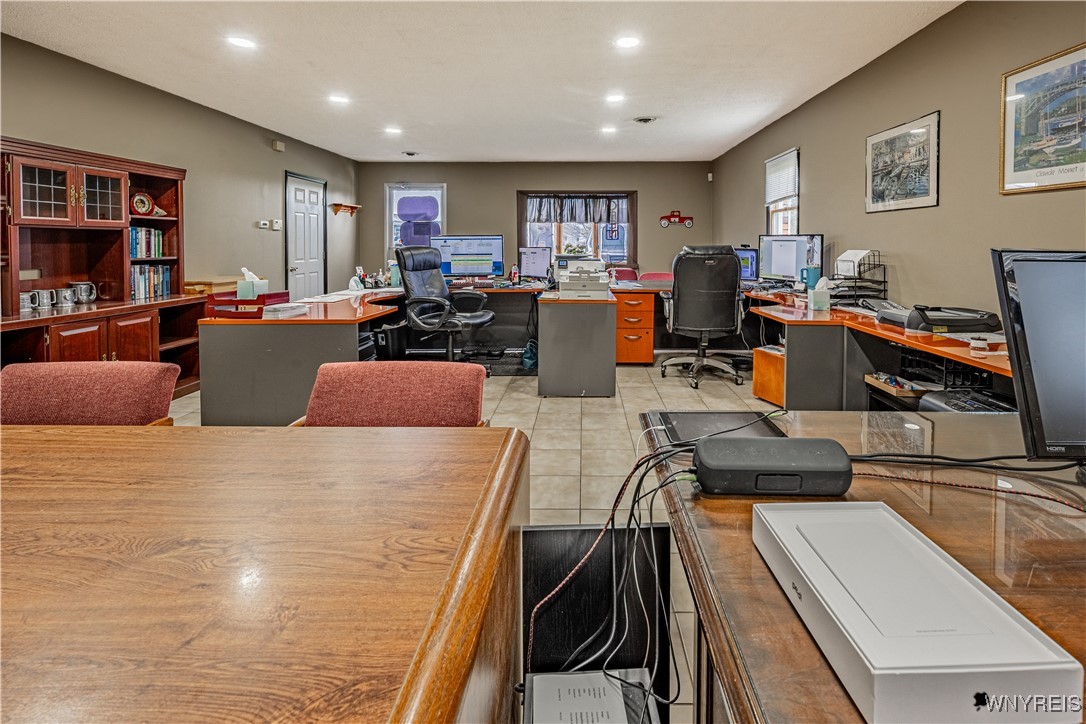 2364 Ridge Road, Lewiston, New York image 38