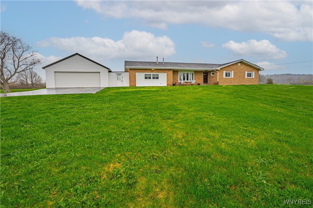 2364 Ridge Road, Lewiston, New York image 1
