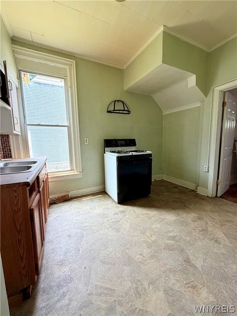 Tiny photo for 59 York Street, Buffalo, NY 14213 (MLS # B1699633)