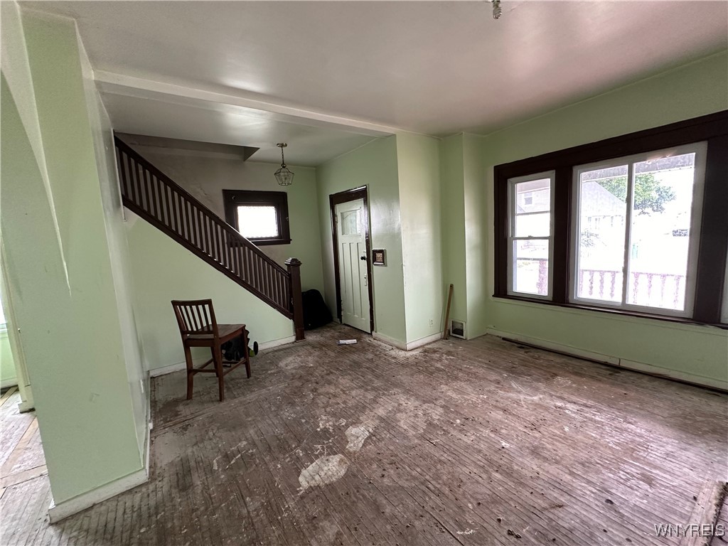 23 Cayuga Street, Buffalo, New York image 14
