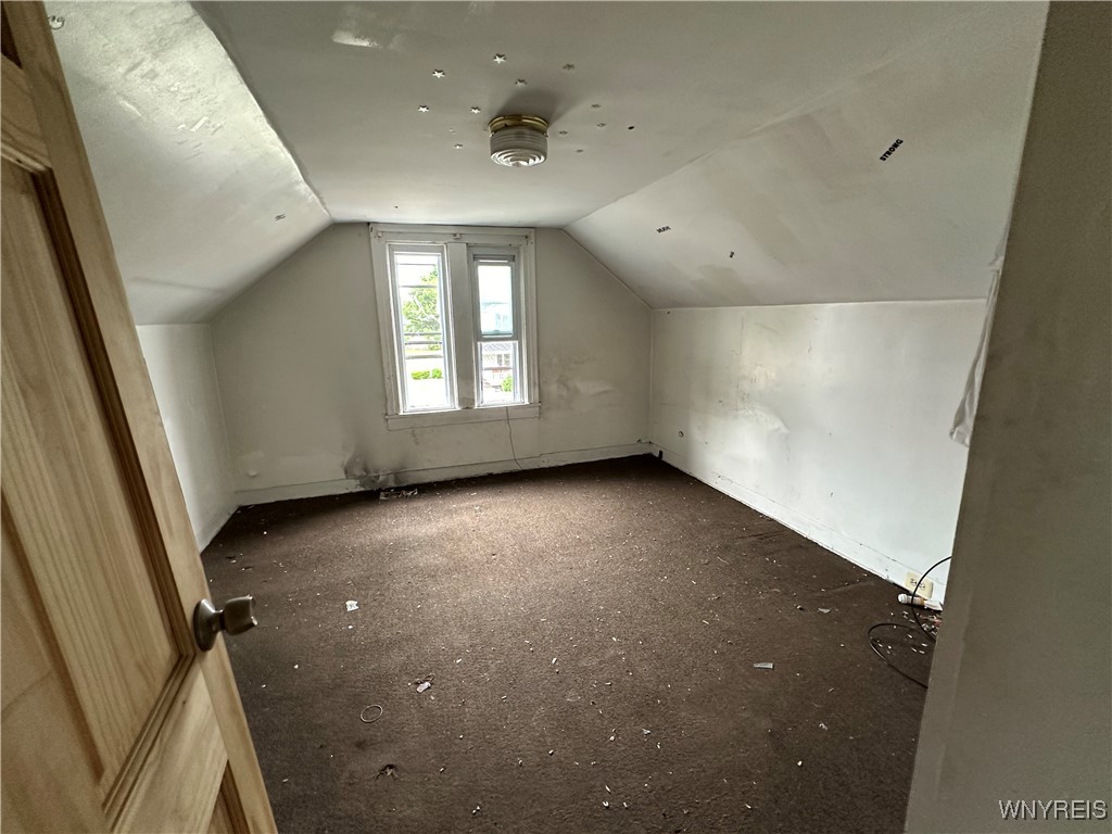 23 Cayuga Street, Buffalo, New York image 11