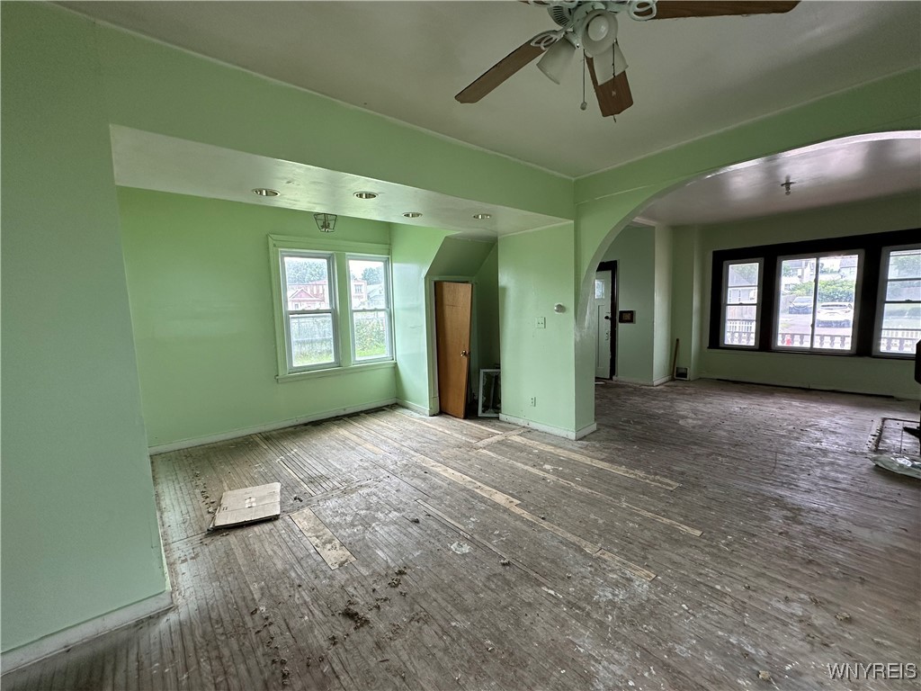 23 Cayuga Street, Buffalo, New York image 13