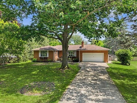 Photo of 70 Dellwood Drive, Elma, NY 14059 (MLS # B1702247)