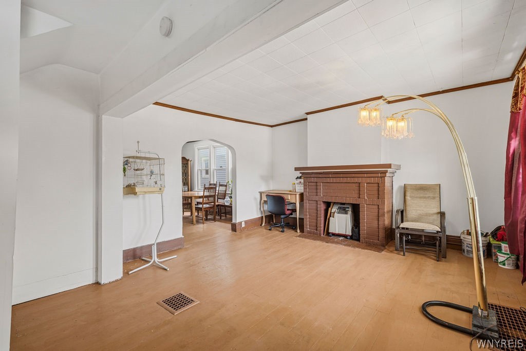 41 West Avenue