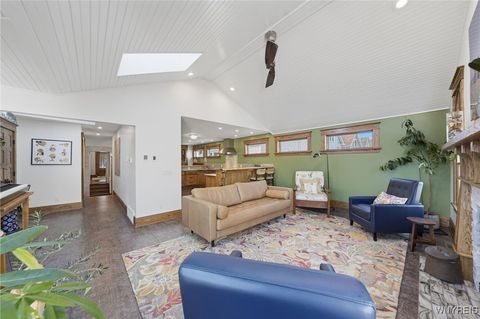 Tiny photo for 93 N End Avenue, Tonawanda, NY 14217 (MLS # B1657226)