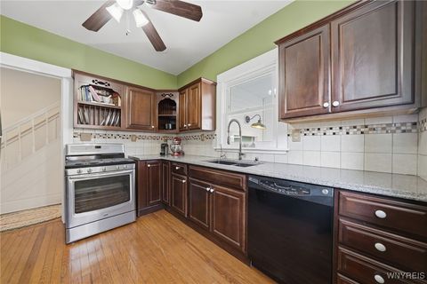 Tiny photo for 93 N End Avenue, Tonawanda, NY 14217 (MLS # B1657226)