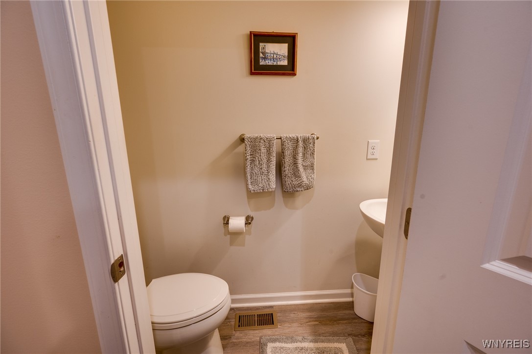 187 Sandstone Circle, Grand Island, New York image 15