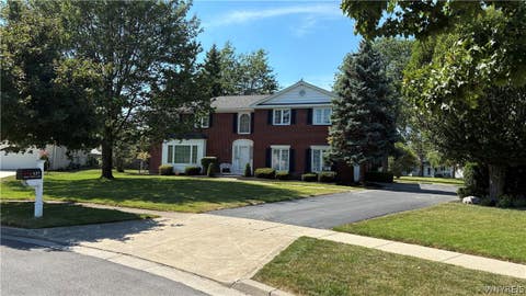 Homes For Sale - 127 Troy View Lane<br/> Amherst, NY 14221