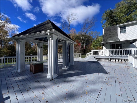 Tiny photo for 5473 Maelou Drive, Hamburg, NY 14075 (MLS # B1724424)