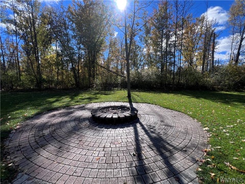 Tiny photo for 5473 Maelou Drive, Hamburg, NY 14075 (MLS # B1724424)
