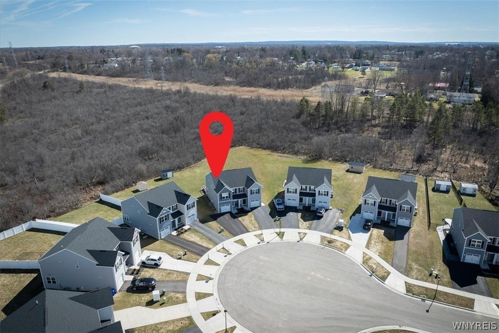 Photo of 15 Grant Court, West Seneca, NY 14218 (MLS # B1663121)