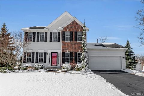 Homes For Sale - 30 Ferndale Drive<br/> Orchard Park, NY 14127