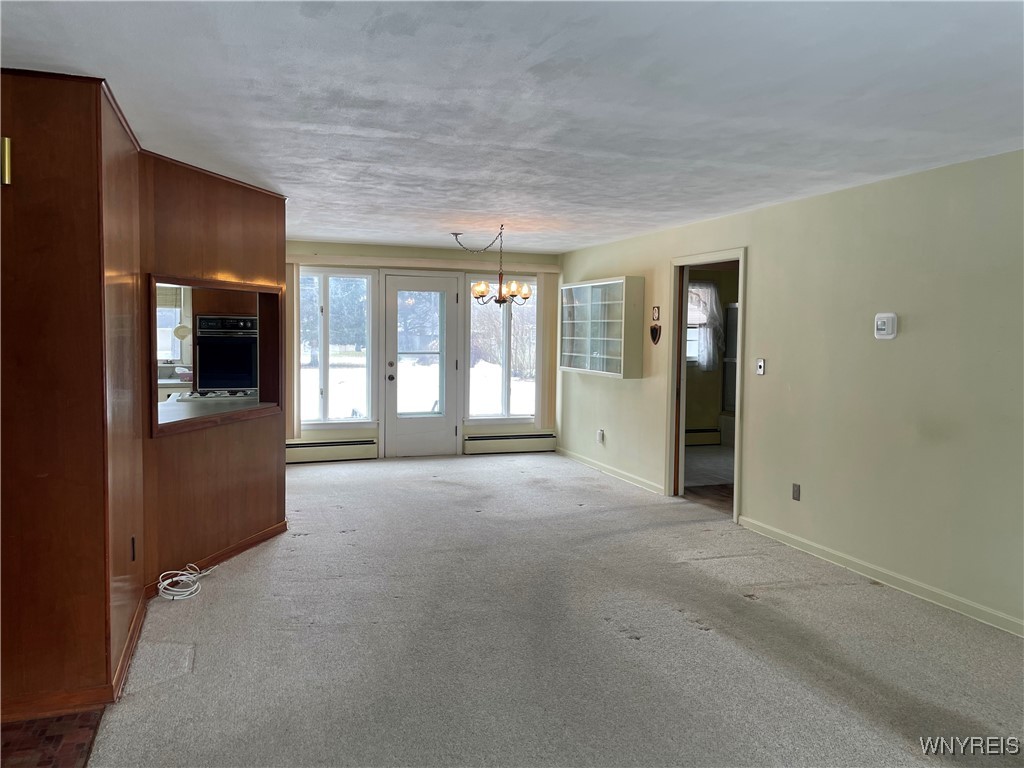 8315 Hirschwood Drive, Clarence, New York image 15