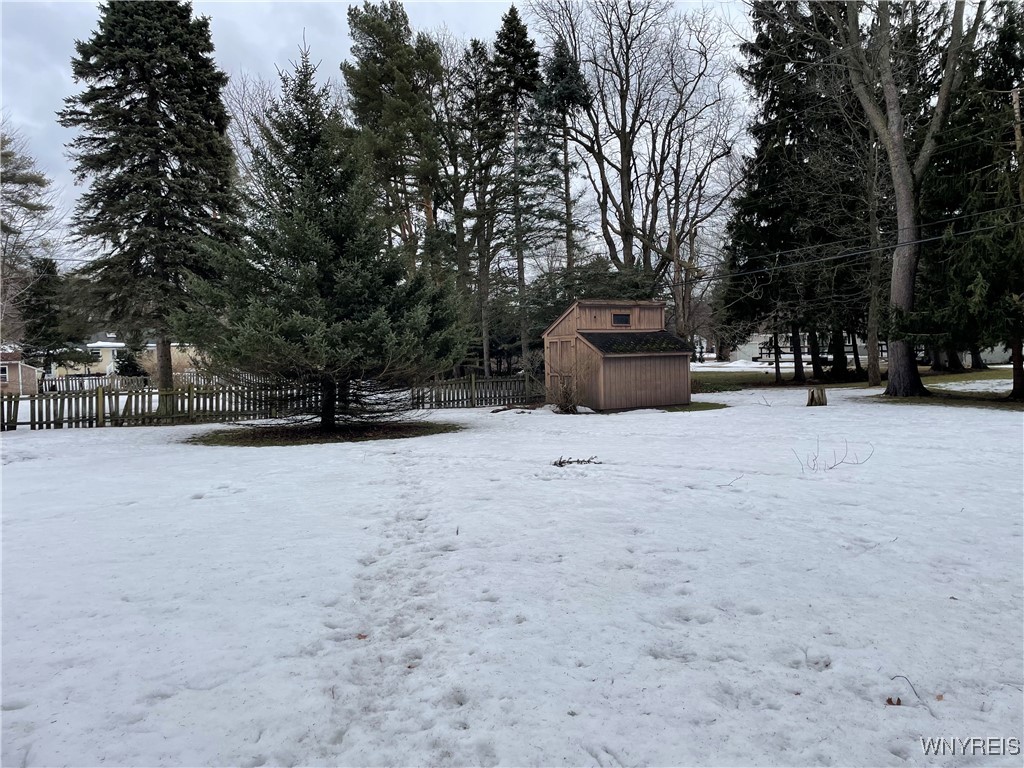 8315 Hirschwood Drive, Clarence, New York image 41