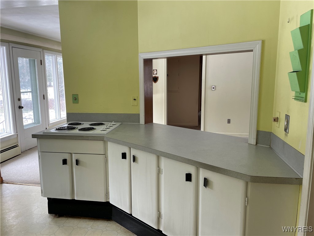 8315 Hirschwood Drive, Clarence, New York image 13