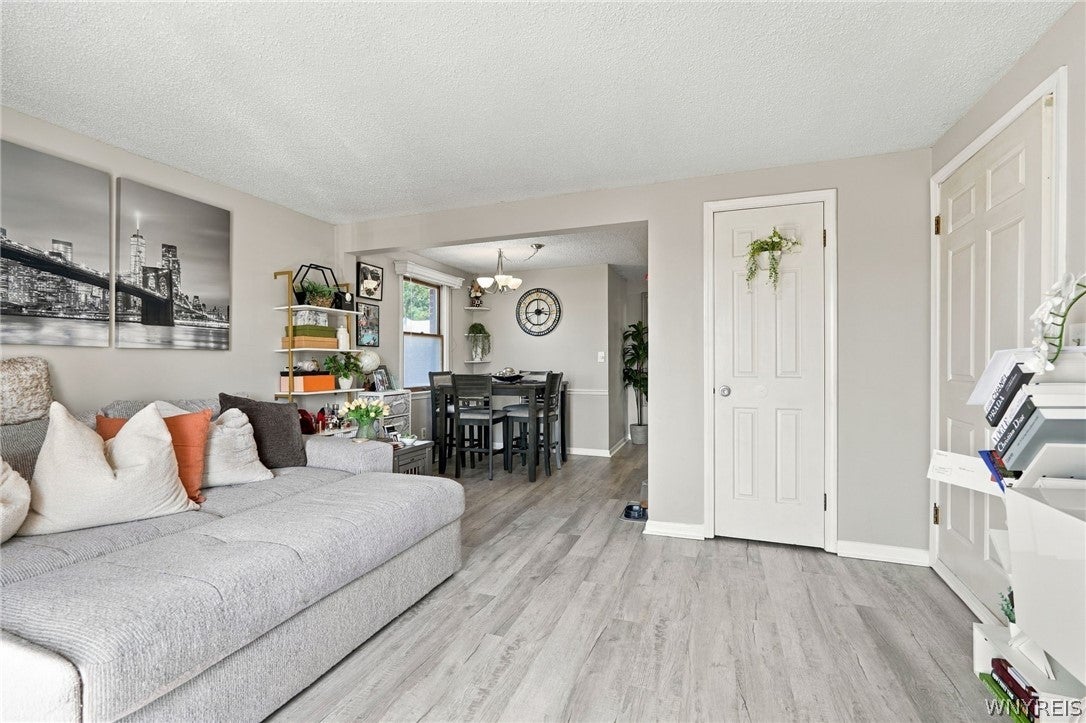 3901 Bowen Road 72