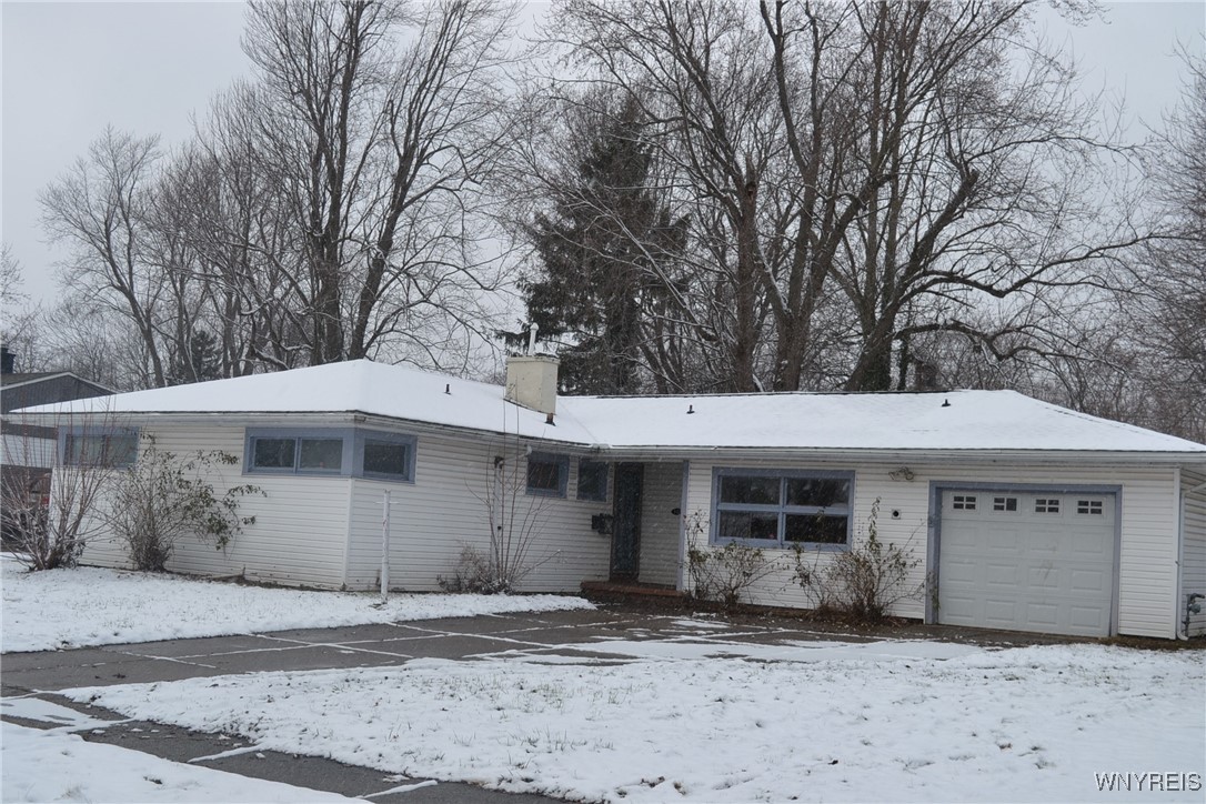 101 Green Acres Road, Tonawanda, New York image 1