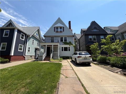 Photo of 31 Norwood Avenue #2, Buffalo, NY 14222 (MLS # B1688213)