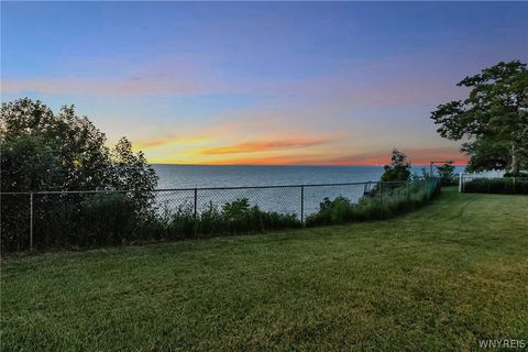 Tiny photo for 4794 Clifton Parkway, Hamburg, NY 14075 (MLS # B1690059)