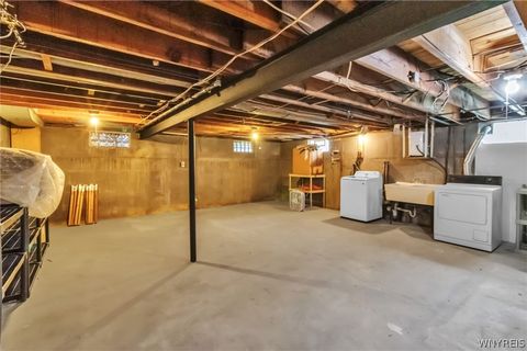 Tiny photo for 4794 Clifton Parkway, Hamburg, NY 14075 (MLS # B1690059)
