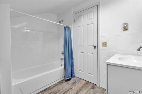 Tiny photo for 4794 Clifton Parkway, Hamburg, NY 14075 (MLS # B1690059)