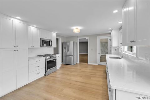 Tiny photo for 4794 Clifton Parkway, Hamburg, NY 14075 (MLS # B1690059)