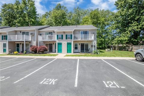 Photo of 12 Sunmist Sq SQ #12L, Amherst, NY 14228 (MLS # B1688125)