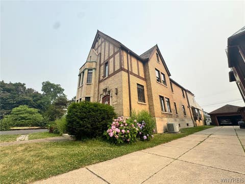 Tiny photo for 561 Ridge Suite 8 Road, Lackawanna, NY 14218 (MLS # B1700249)