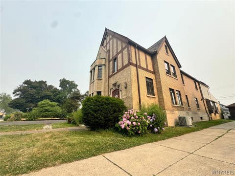 Tiny photo for 561 Ridge Suite 8 Road, Lackawanna, NY 14218 (MLS # B1700249)