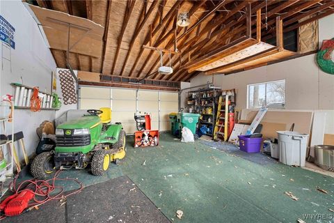 Tiny photo for 72 Boxwood Circle, Hamburg, NY 14075 (MLS # B1657288)