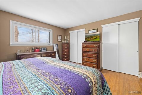 Tiny photo for 72 Boxwood Circle, Hamburg, NY 14075 (MLS # B1657288)