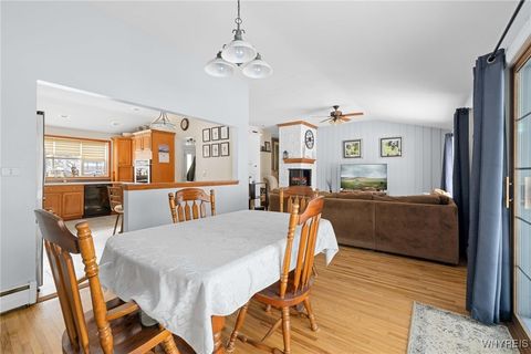 Tiny photo for 72 Boxwood Circle, Hamburg, NY 14075 (MLS # B1657288)