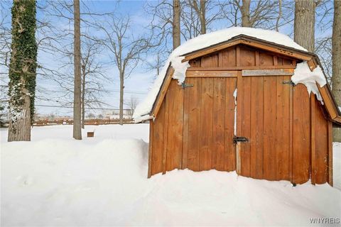 Tiny photo for 72 Boxwood Circle, Hamburg, NY 14075 (MLS # B1657288)