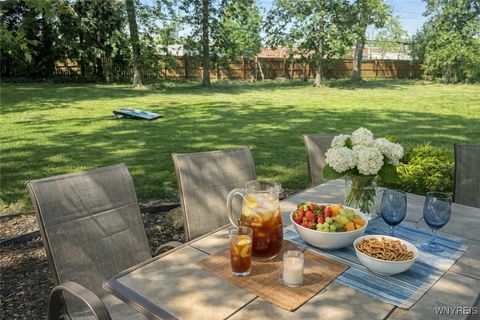 Tiny photo for 72 Boxwood Circle, Hamburg, NY 14075 (MLS # B1657288)