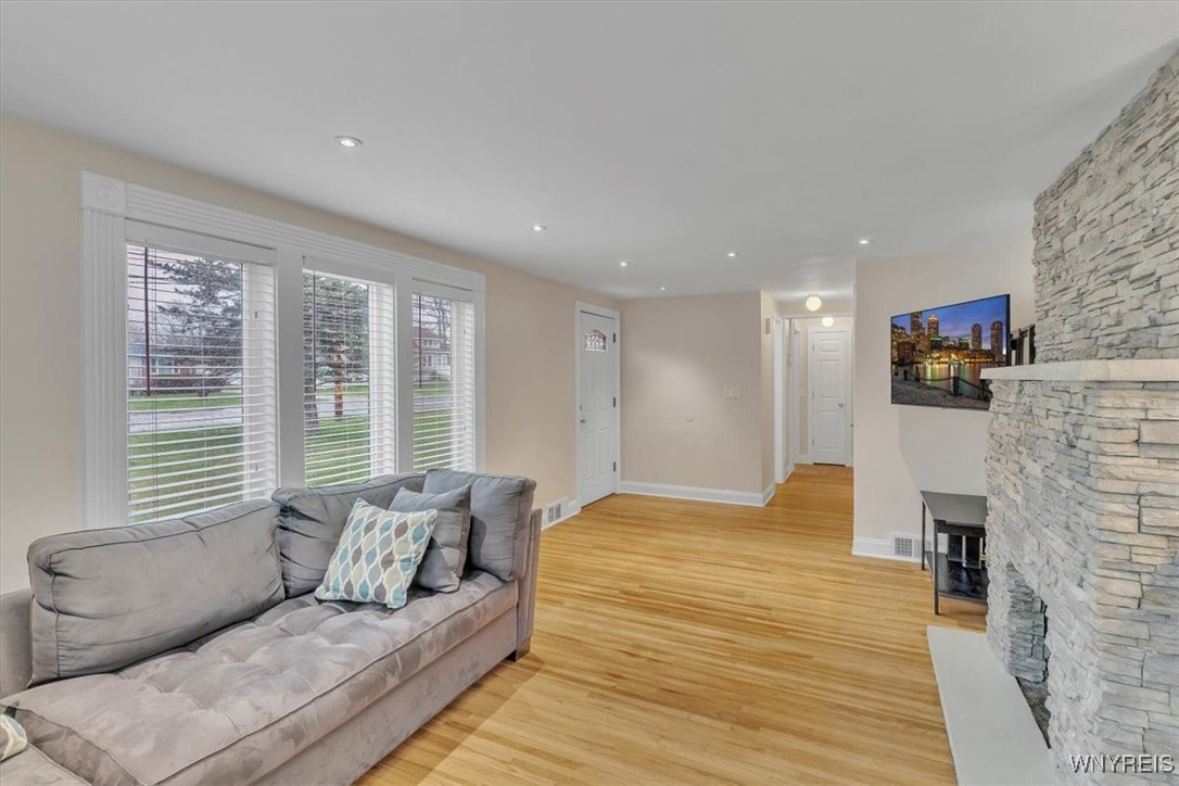 286 Country Parkway
