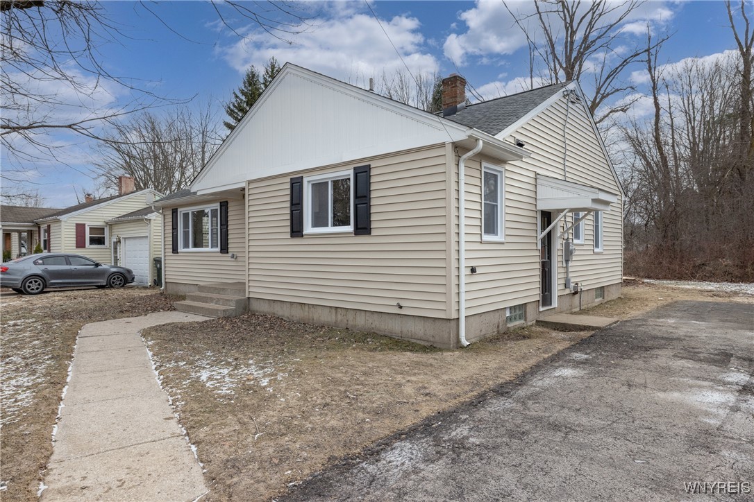 1747 Forbes Street, North Tonawanda, New York image 3