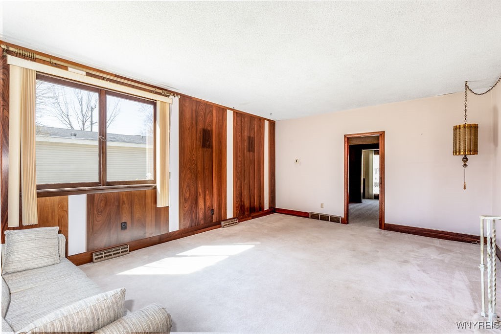4040 Elma Road, Clarence, New York image 8